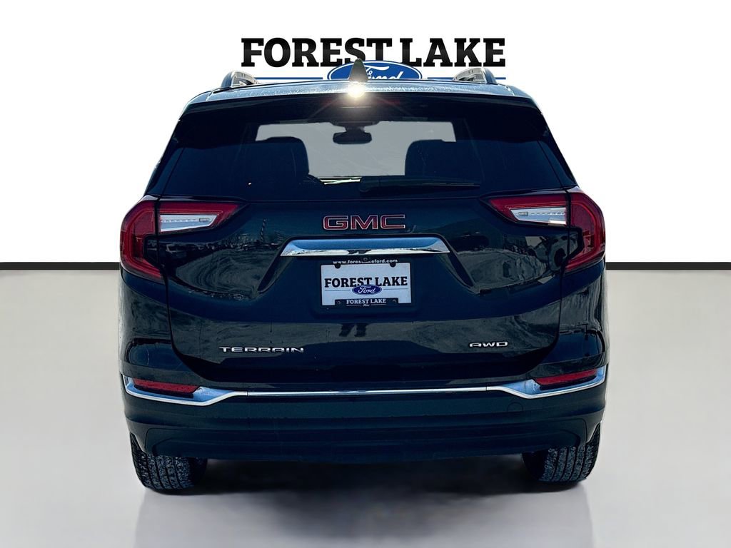 Used 2024 GMC Terrain SLT image 6