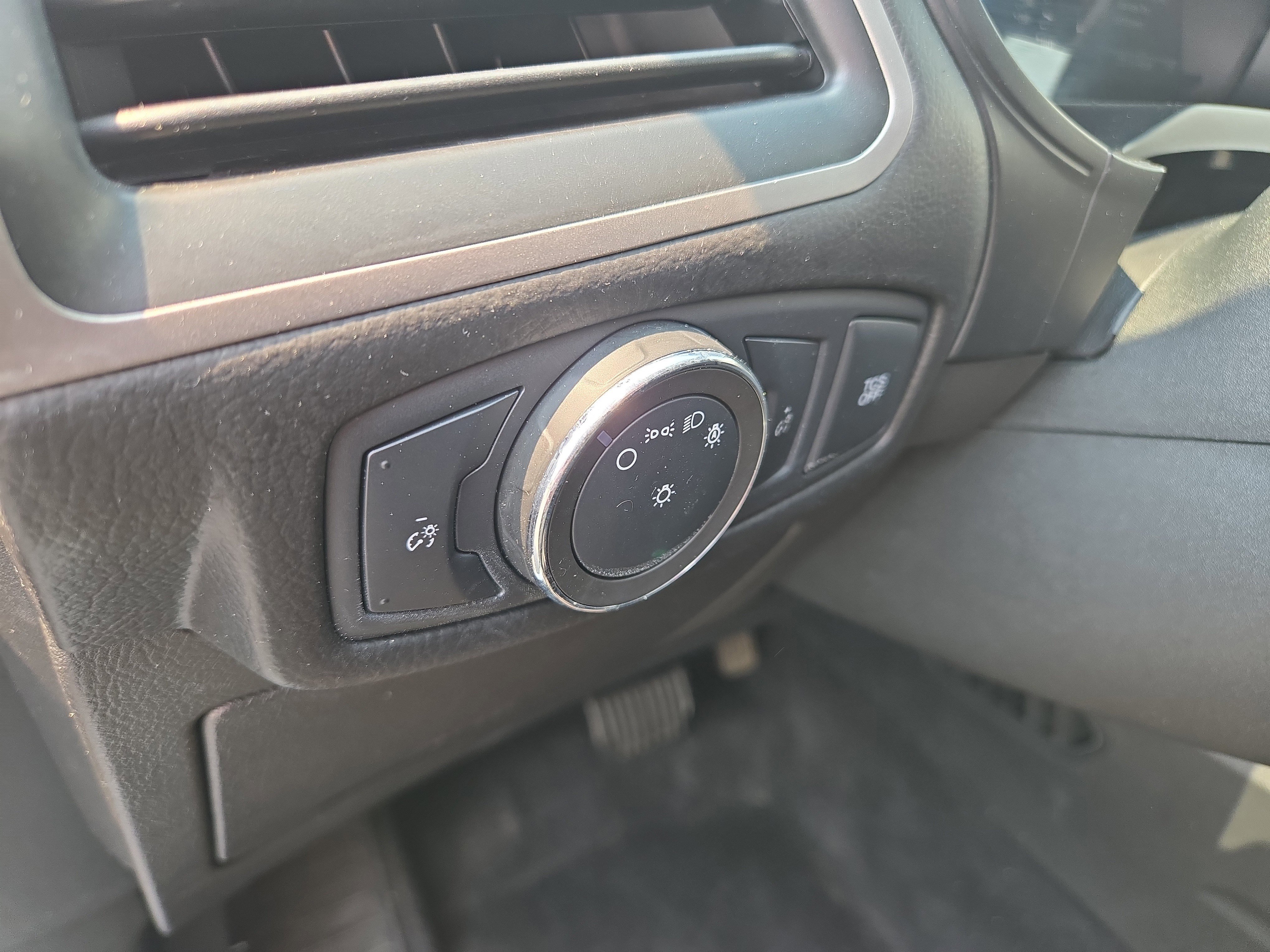 Certified 2023 Ford Edge SEL image 19