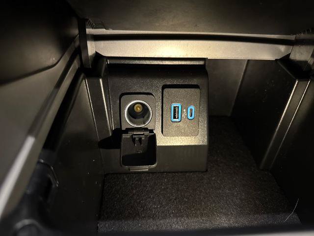 Certified 2023 Ford Explorer XLT RWD image 20