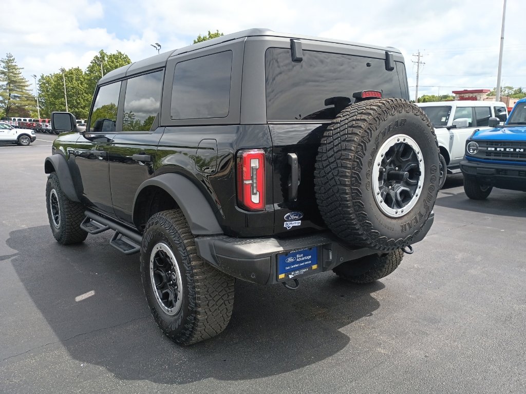Certified 2023 Ford Bronco Badlands w/ Sasquatch Package AWD/4WD image 5