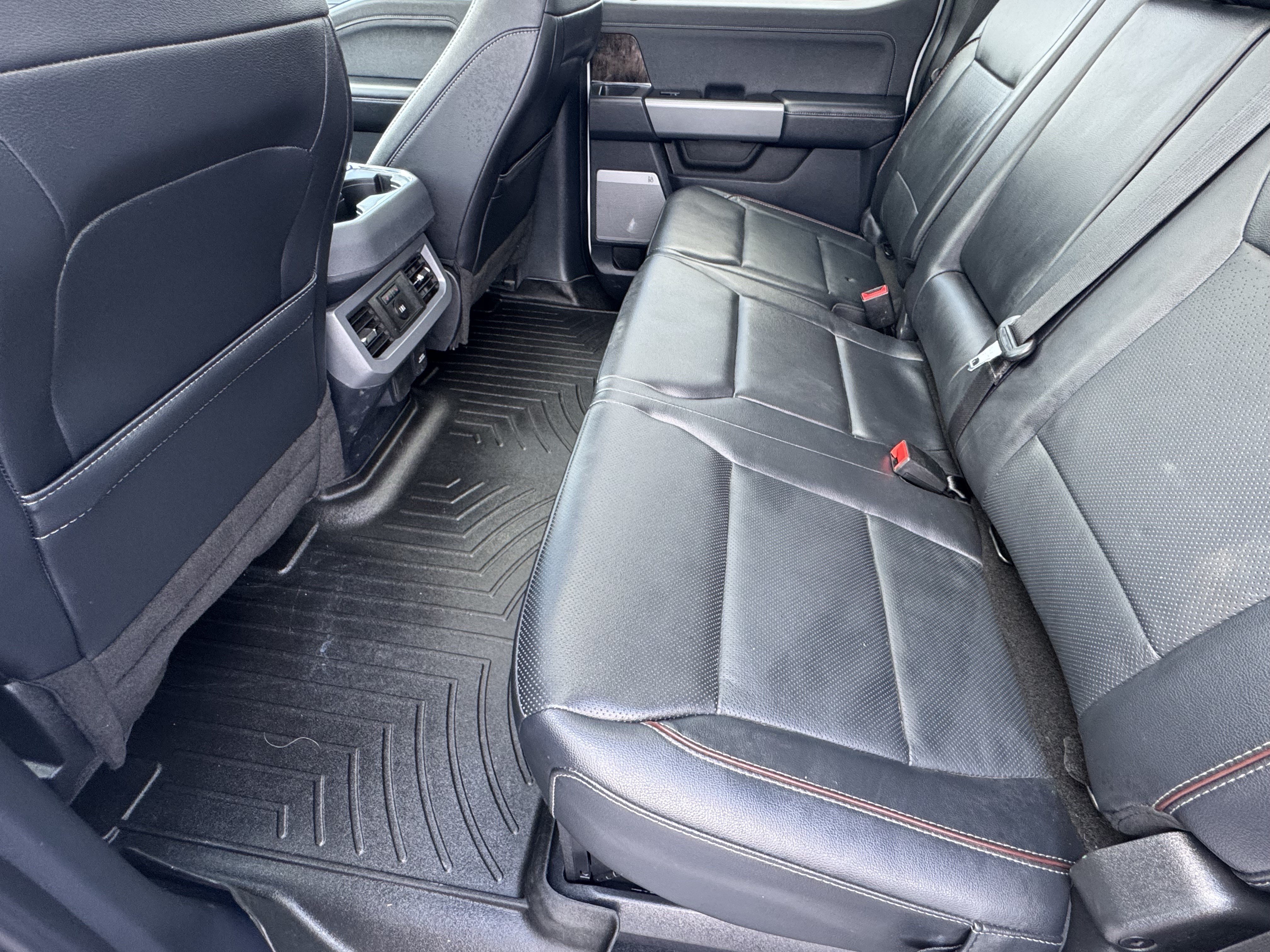 Certified 2024 Ford F250 Lariat w/ Sport Appearance Package AWD/4WD image 25