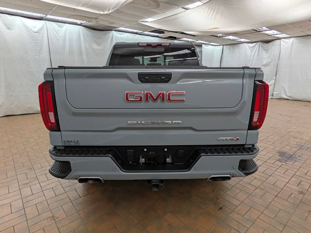 Used 2024 GMC Sierra 1500 AT4 AWD/4WD image 4