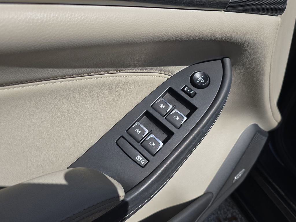 Used 2018 Cadillac CTS Luxury image 17