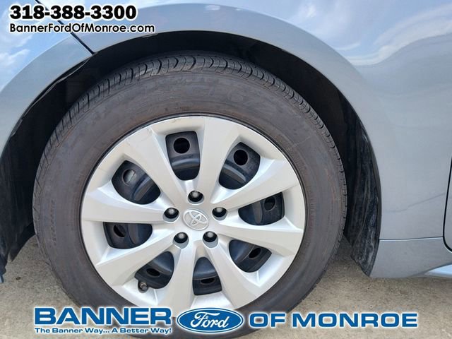 Used 2023 Toyota Corolla LE image 11