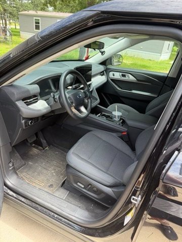 Certified 2025 Ford Explorer Active RWD image 6