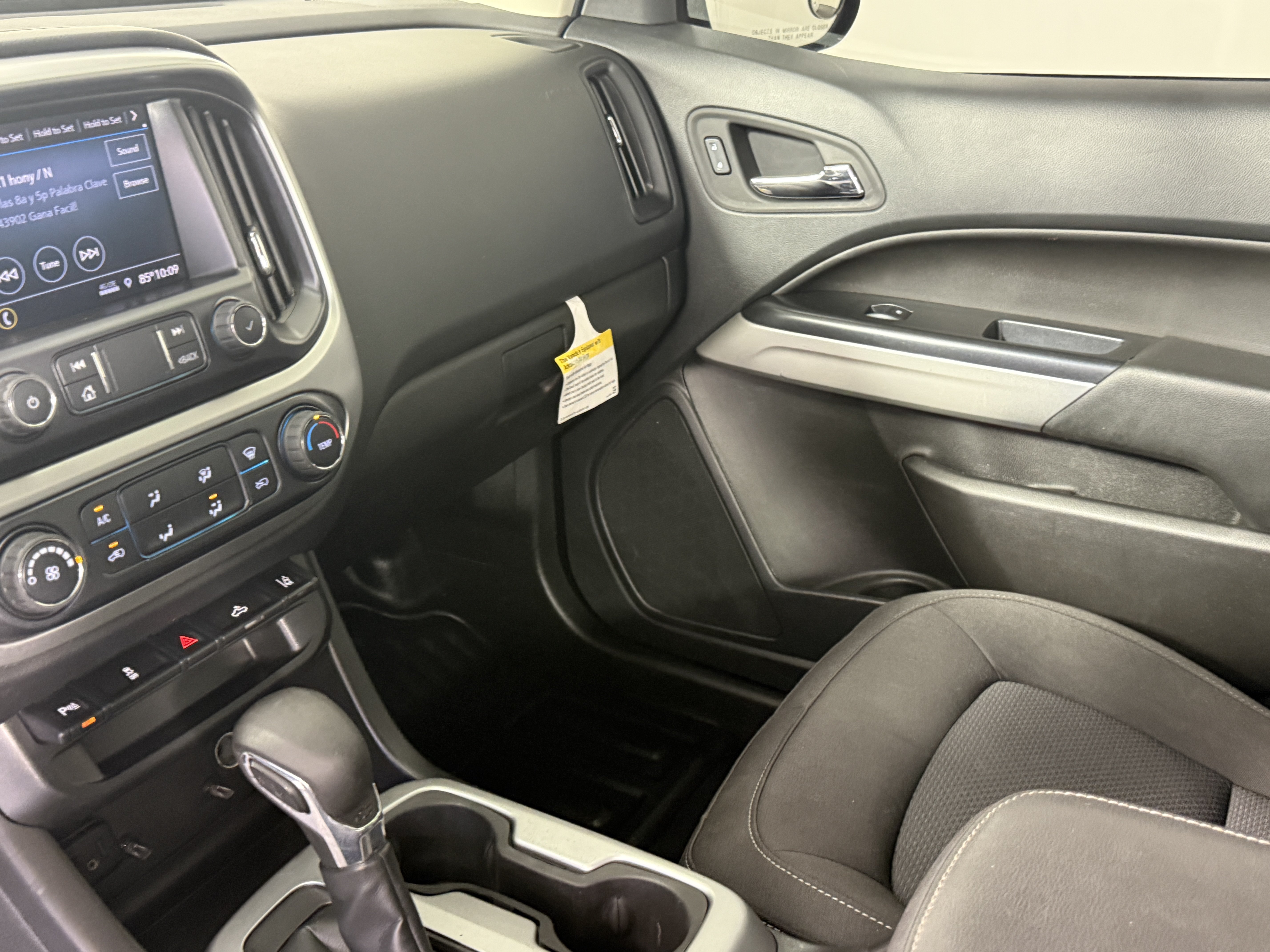 Used 2022 Chevrolet Colorado LT w/ Fleet Safety Package AWD/4WD image 13