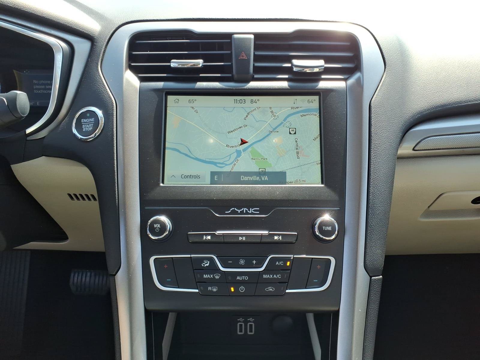 Certified 2020 Ford Fusion SE FWD image 18