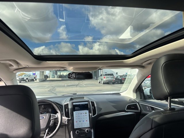 Certified 2022 Ford Edge SEL w/ Convenience Package image 18