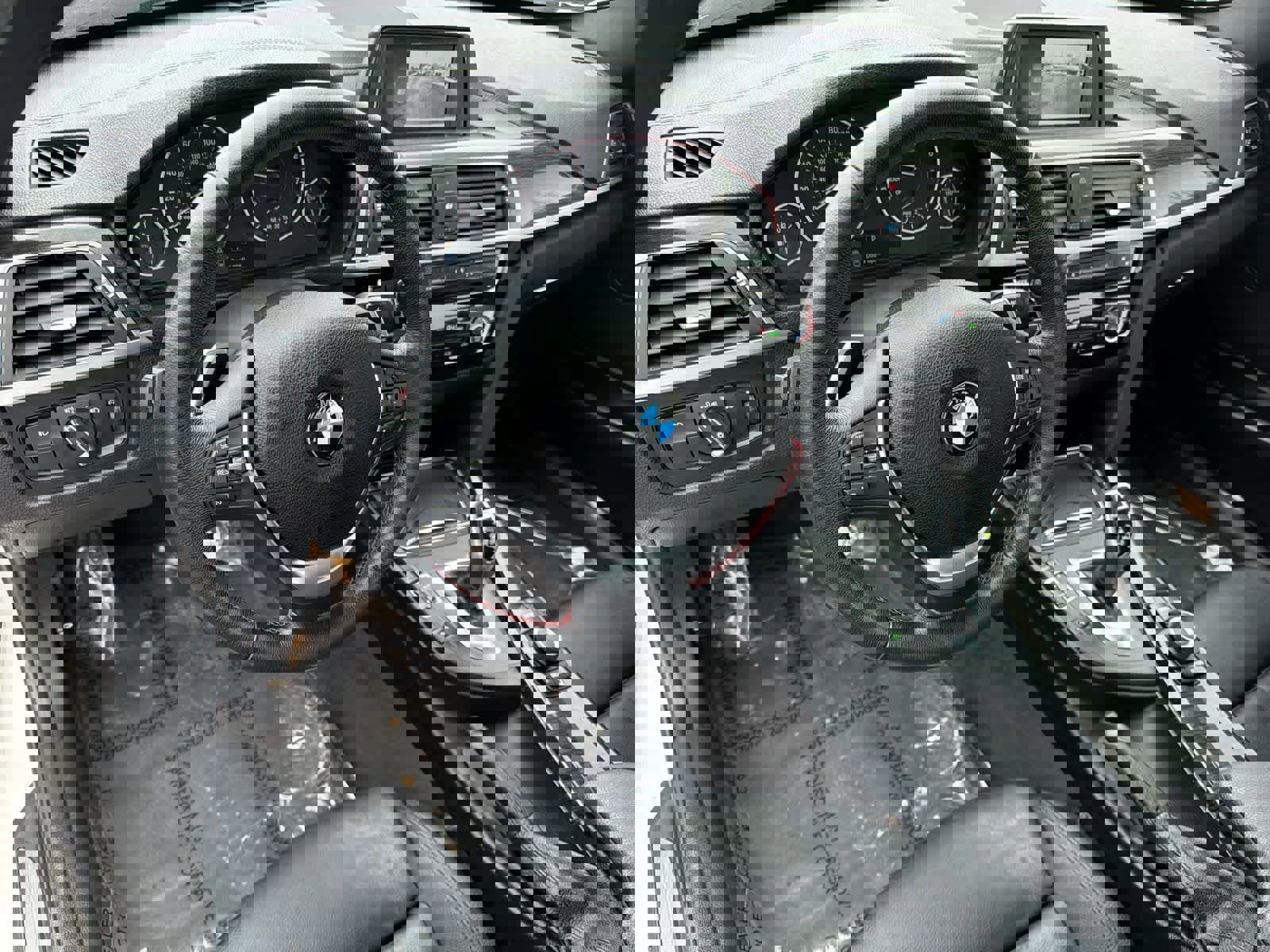 Used 2018 BMW 330i xDrive Sedan image 10