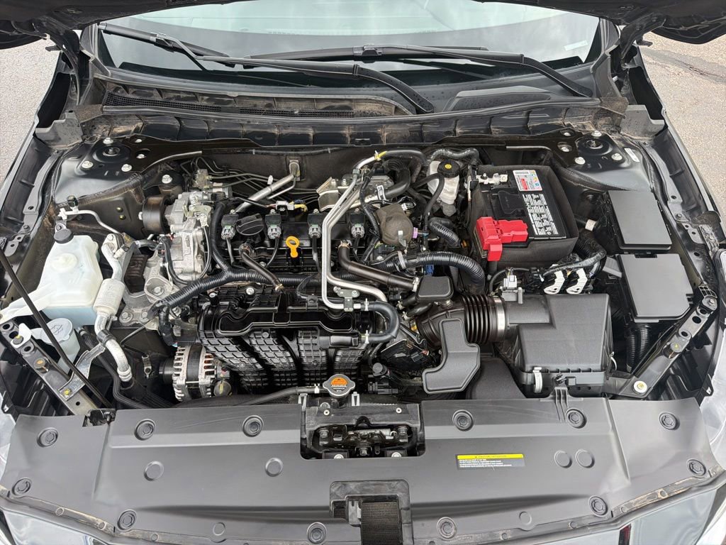 Used 2025 Nissan Altima 2.5 SV FWD image 32