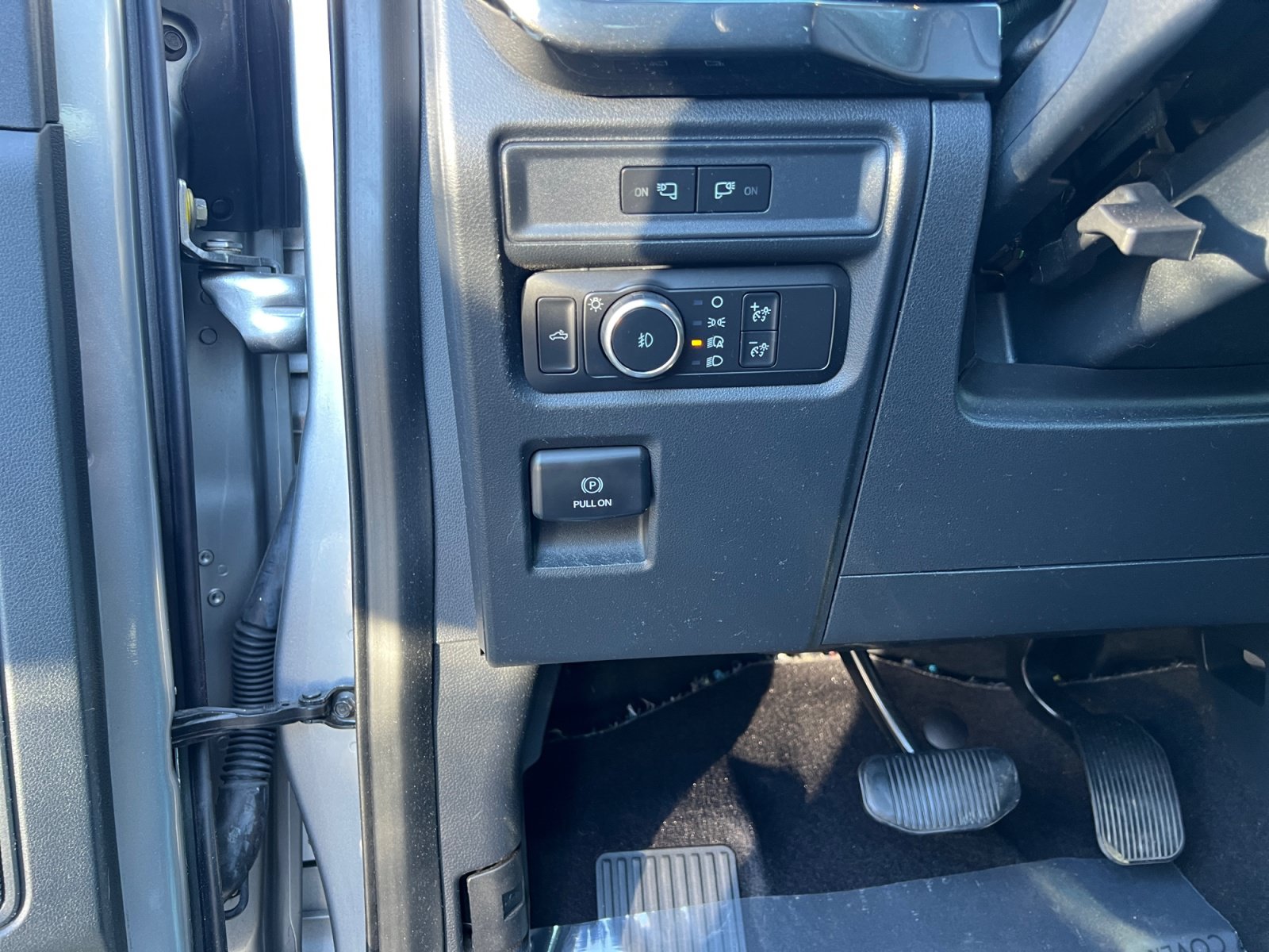 Certified 2021 Ford F150 XL w/ STX Appearance Package RWD image 12