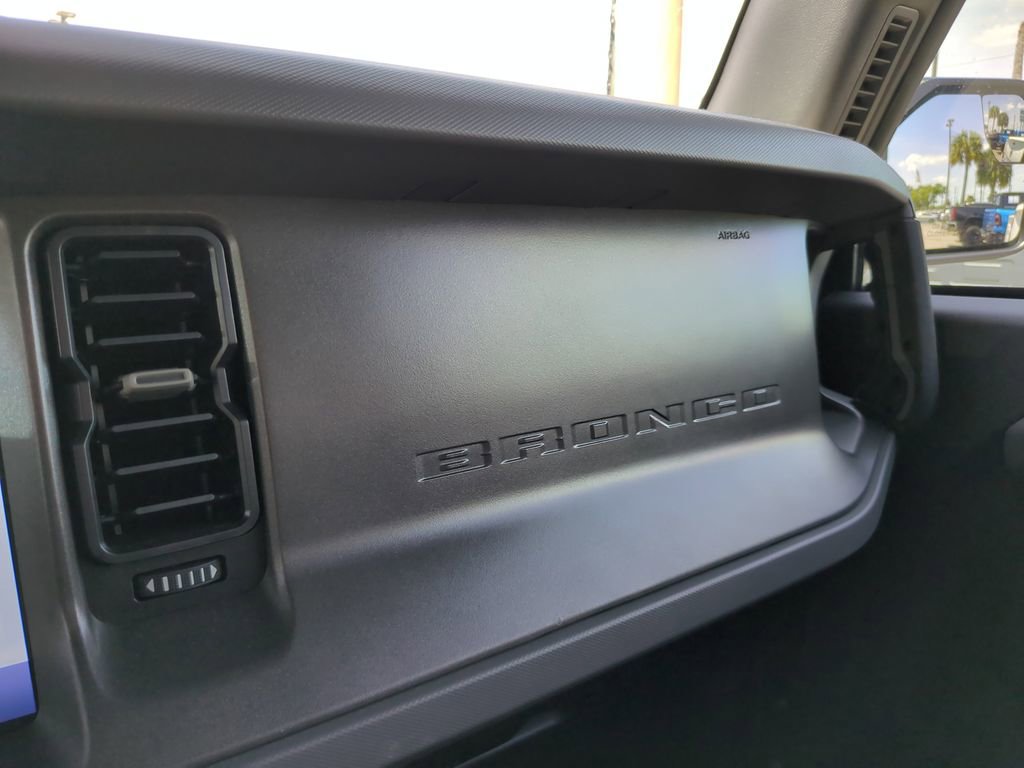 Certified 2024 Ford Bronco Big Bend AWD/4WD image 35