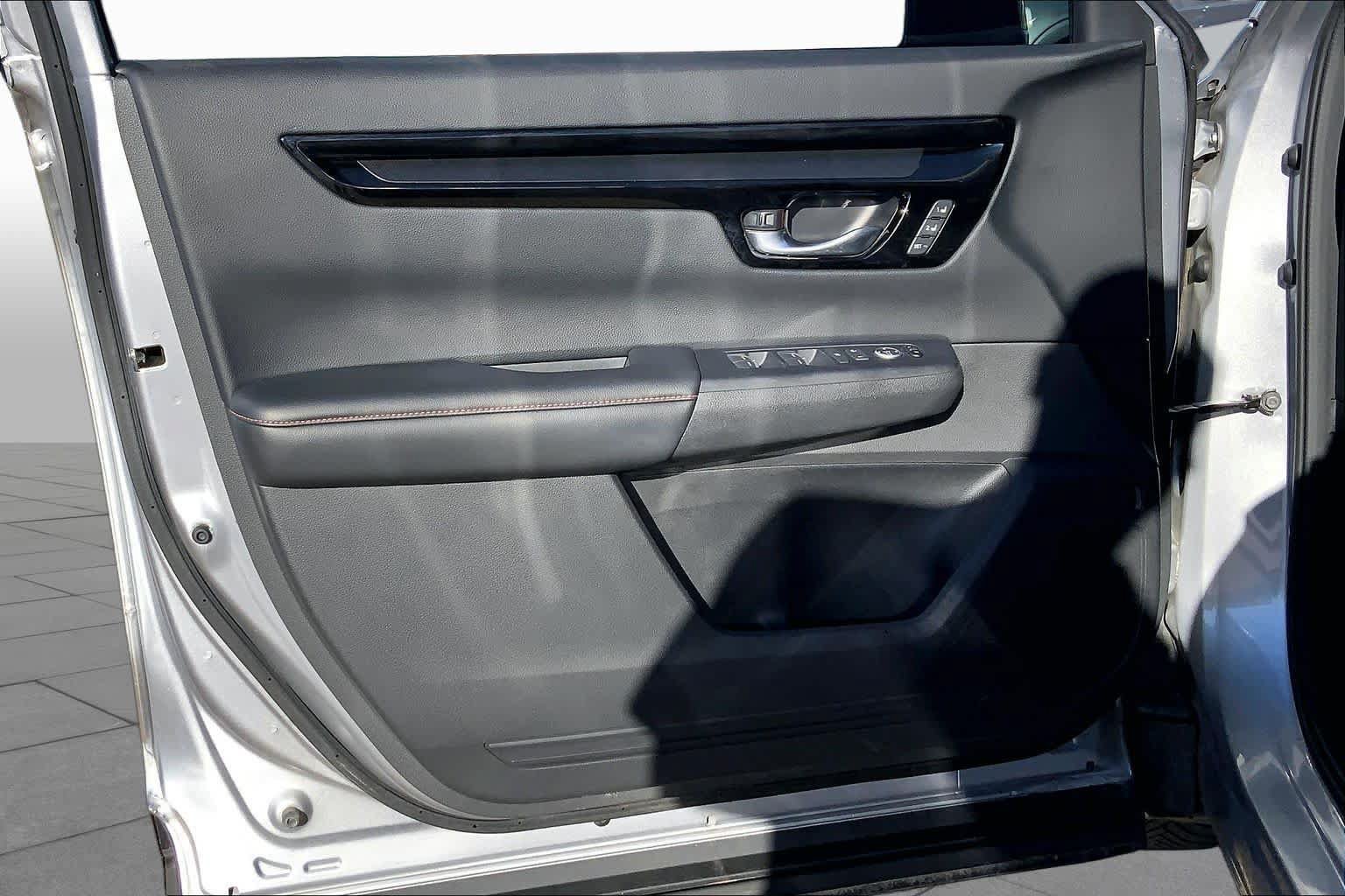 Used 2023 Honda CR-V Sport Touring image 22