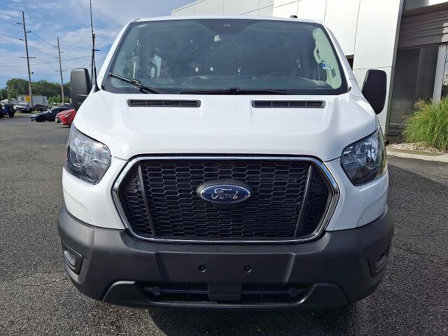 Certified 2025 Ford Transit 250 Low Roof w/ Exterior Upgrade Package RWD image 2