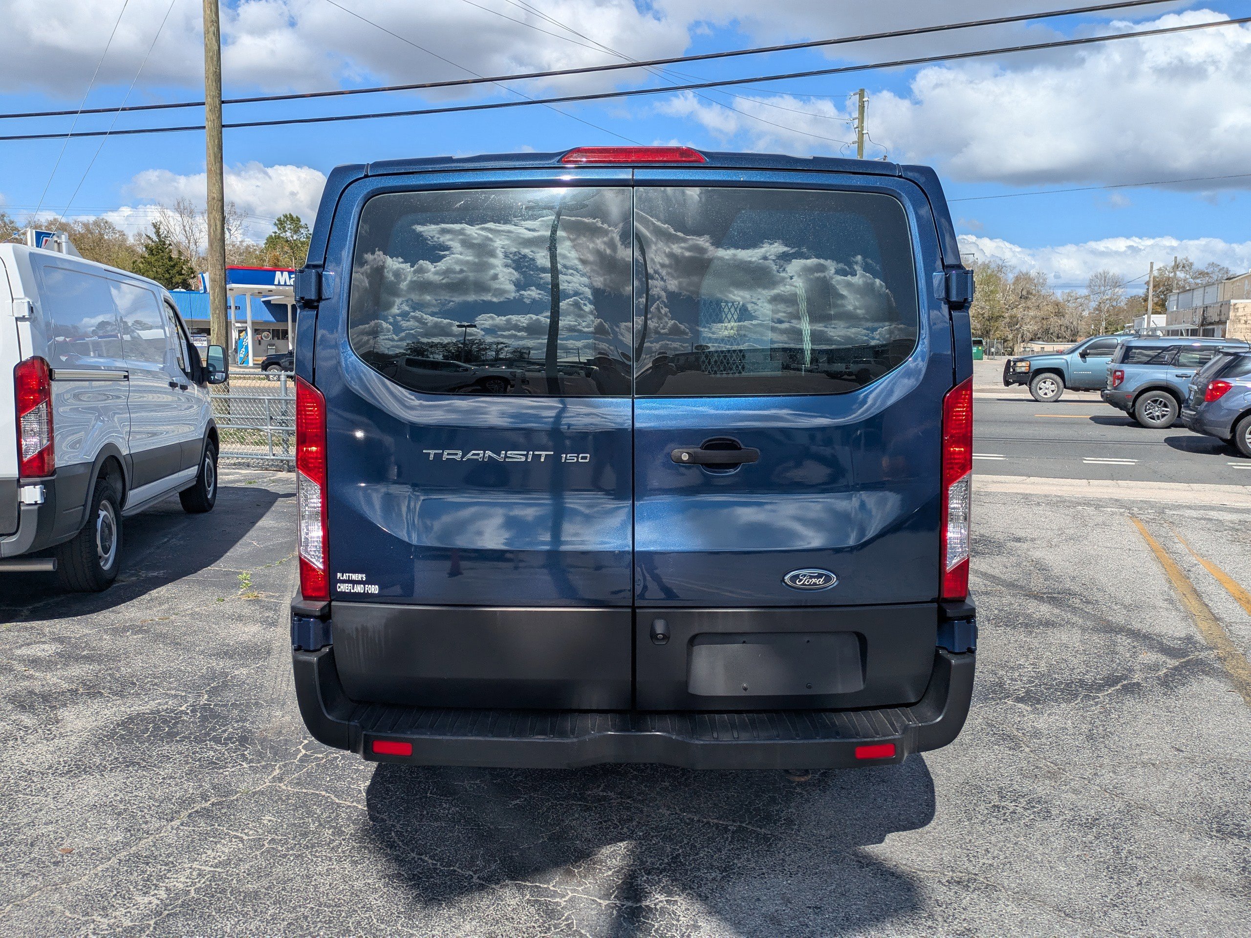 Certified 2019 Ford Transit 150 130 Low Rf w/ Interior Upgrade Package image 4