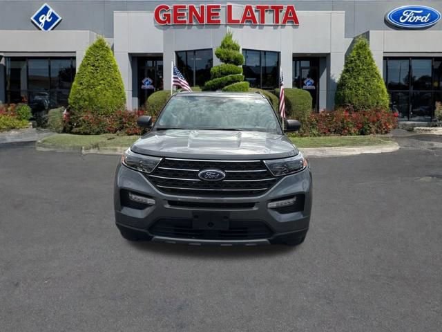 Certified 2023 Ford Explorer XLT w/ Equipment Group 202A image 3