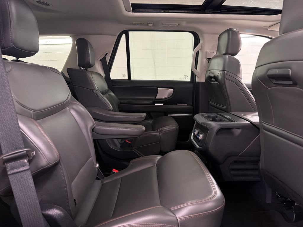 Certified 2025 Ford Expedition Active RWD image 34