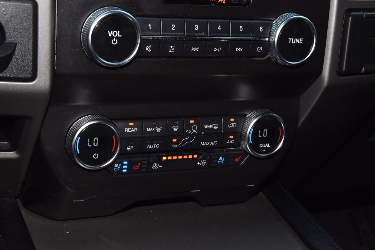 Certified 2021 Ford Expedition XLT RWD image 30