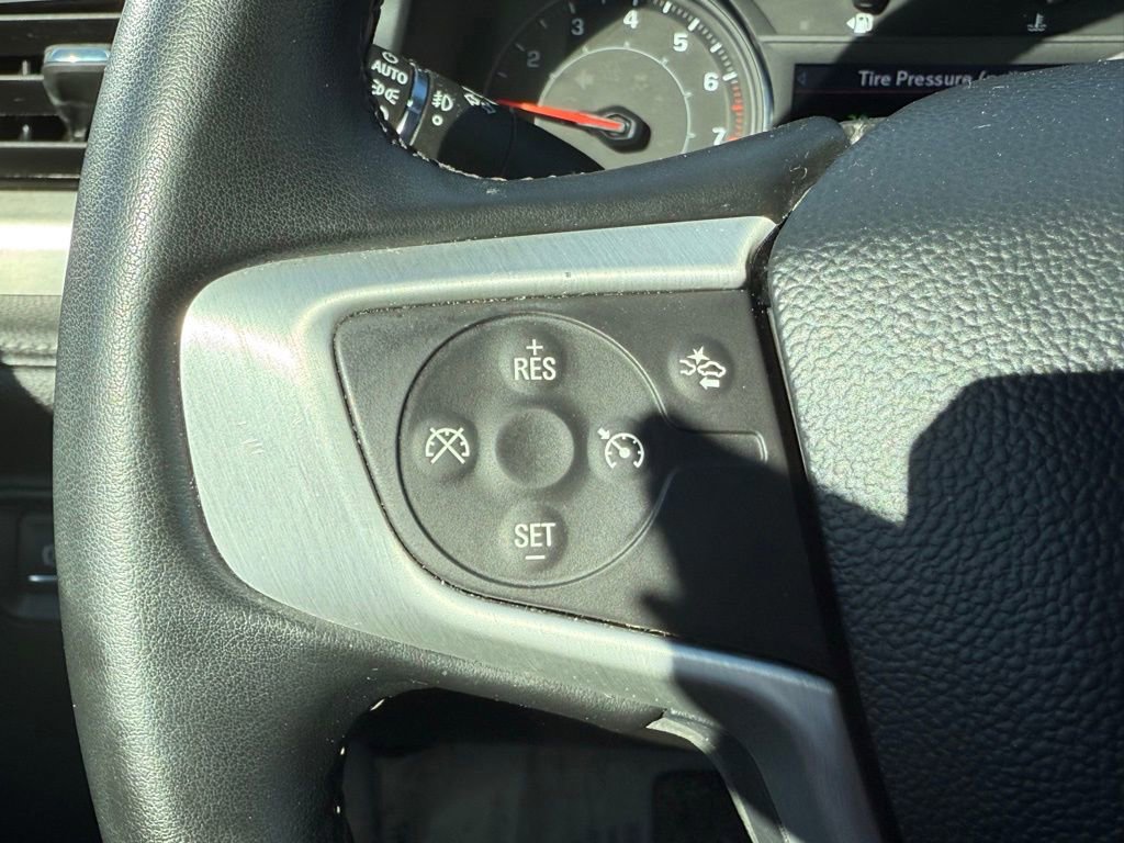 Used 2023 GMC Acadia SLT image 37