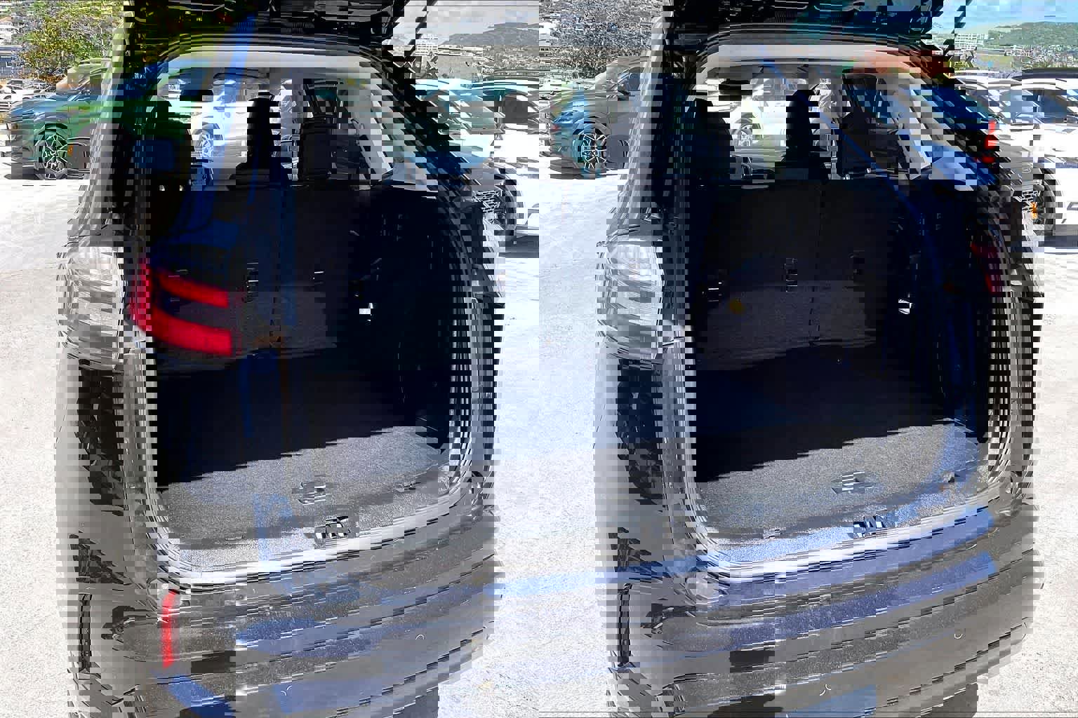 Certified 2024 Ford Edge SE w/ Black Appearance Package AWD/4WD image 20