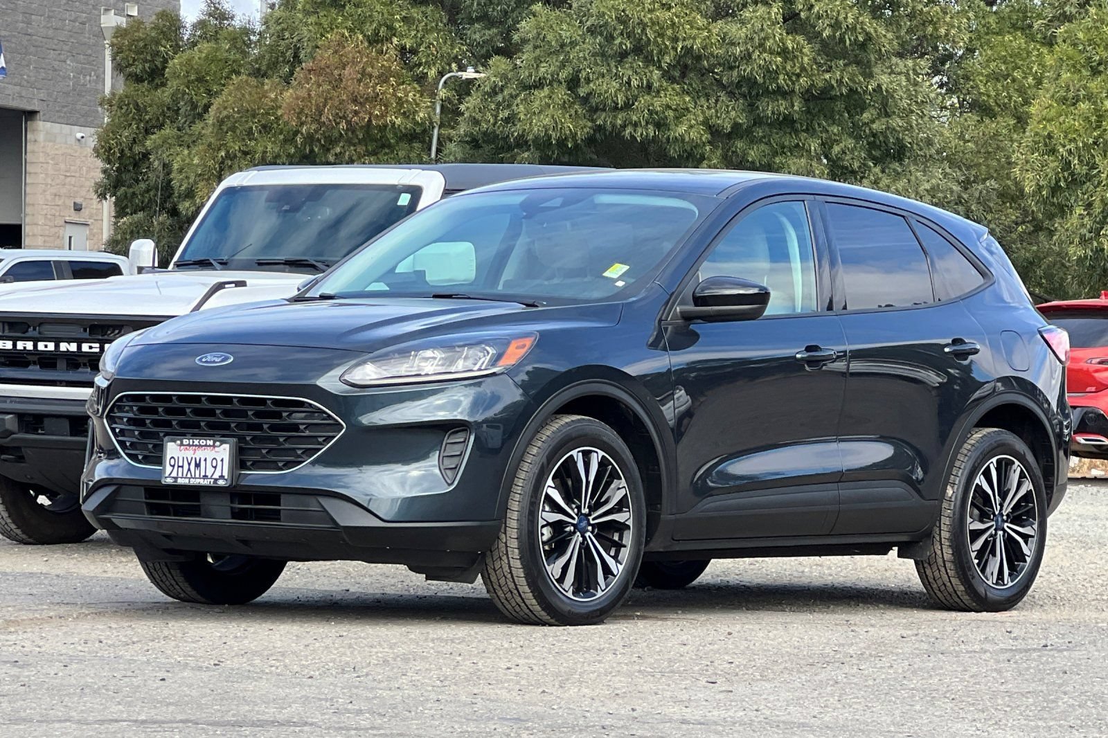 Certified 2022 Ford Escape SE w/ SE Sport Appearance Package AWD/4WD image 8