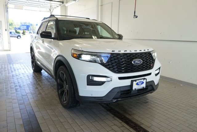 Certified 2022 Ford Explorer ST w/ Equipment Group 401A AWD/4WD image 16