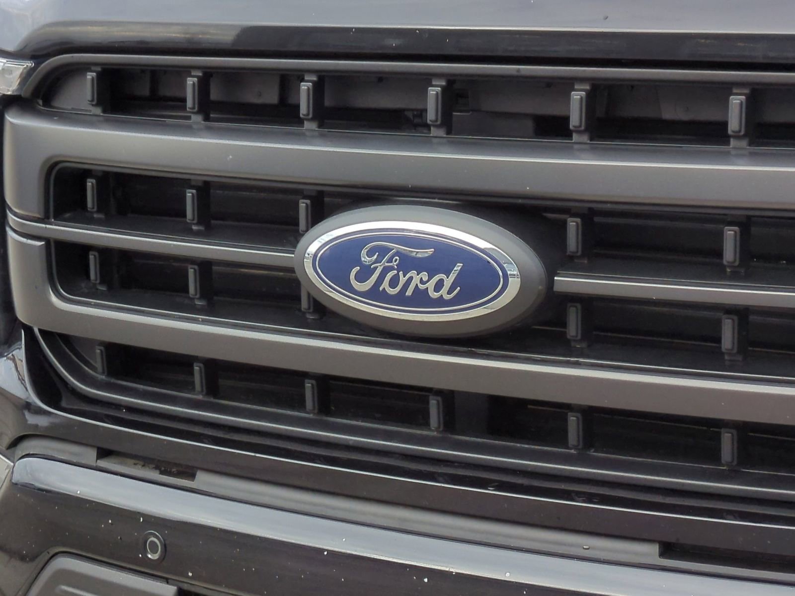 Certified 2023 Ford F150 Lariat w/ Equipment Group 502A High AWD/4WD image 14