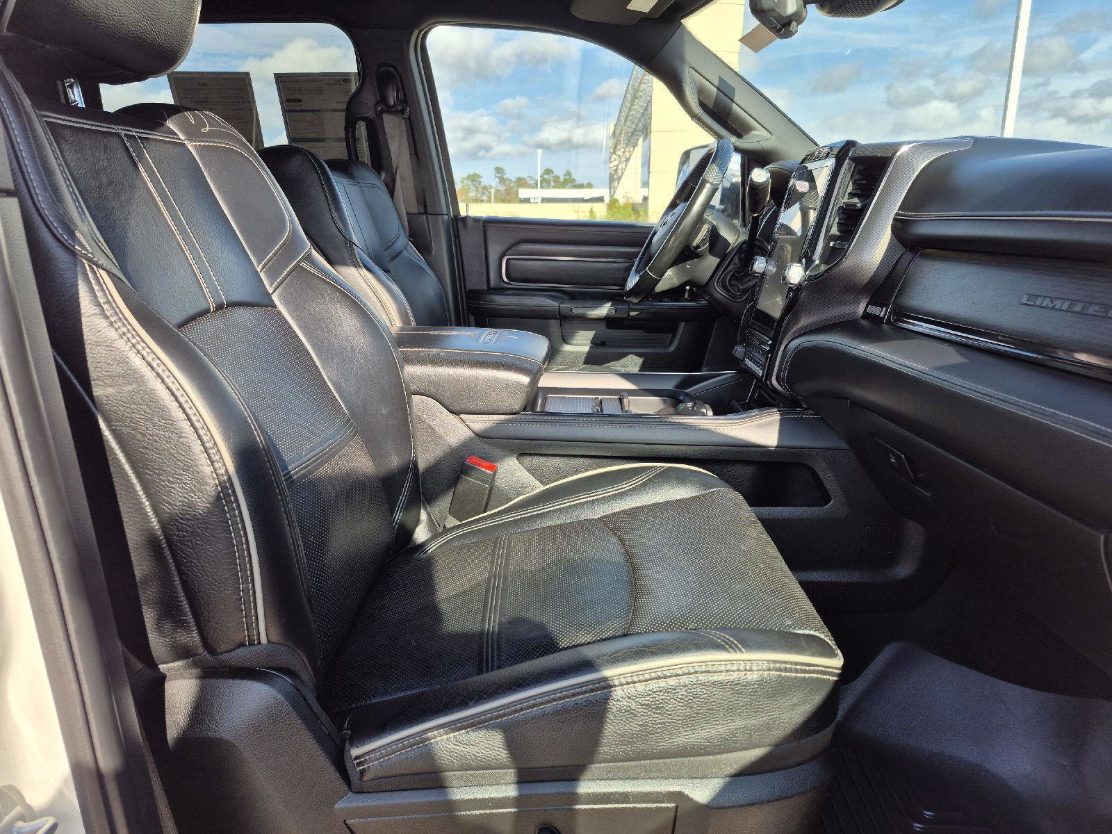 Used 2022 RAM 3500 Limited image 30