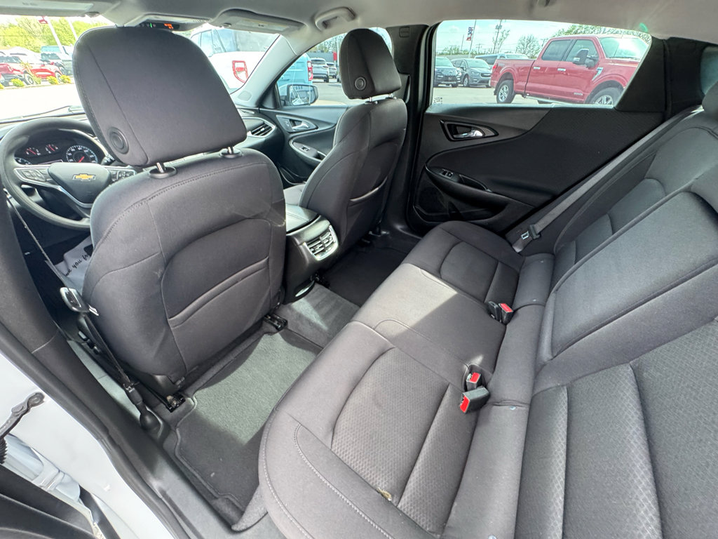 Used 2022 Chevrolet Malibu LT FWD image 21