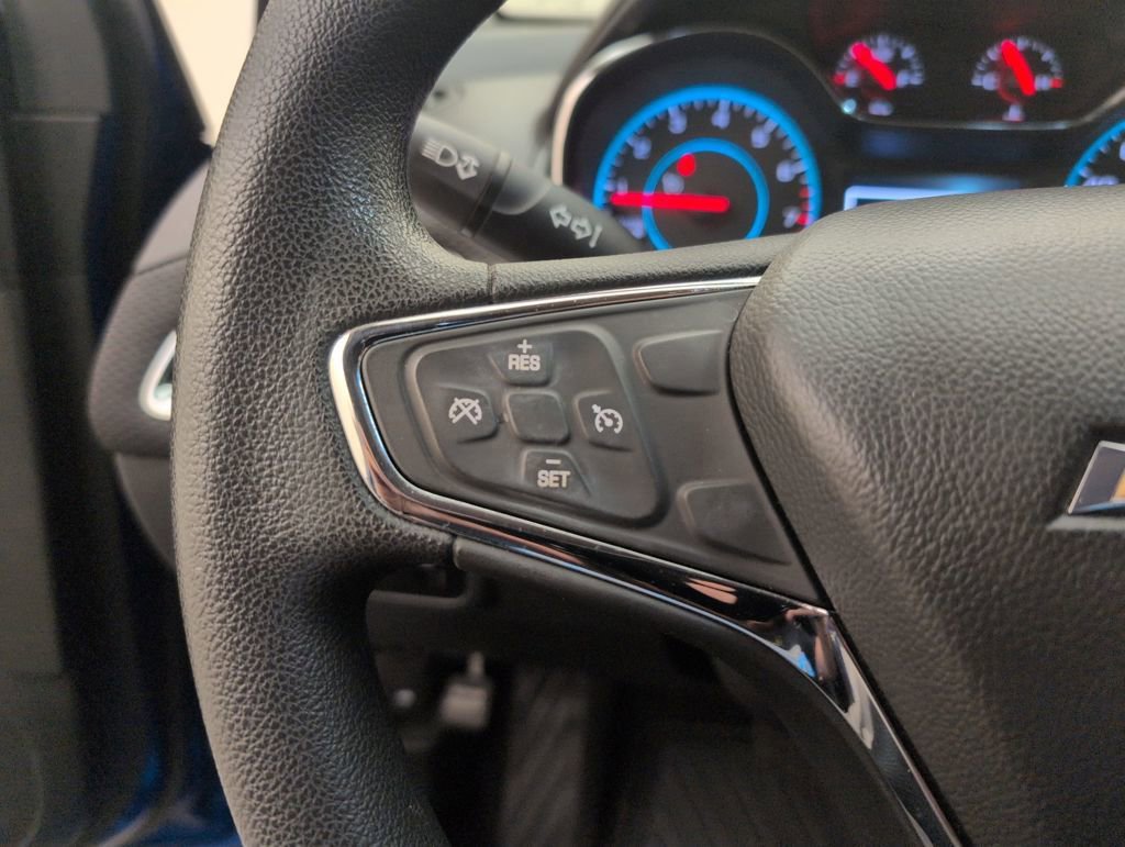 Used 2017 Chevrolet Cruze LT w/ Convenience Package image 40
