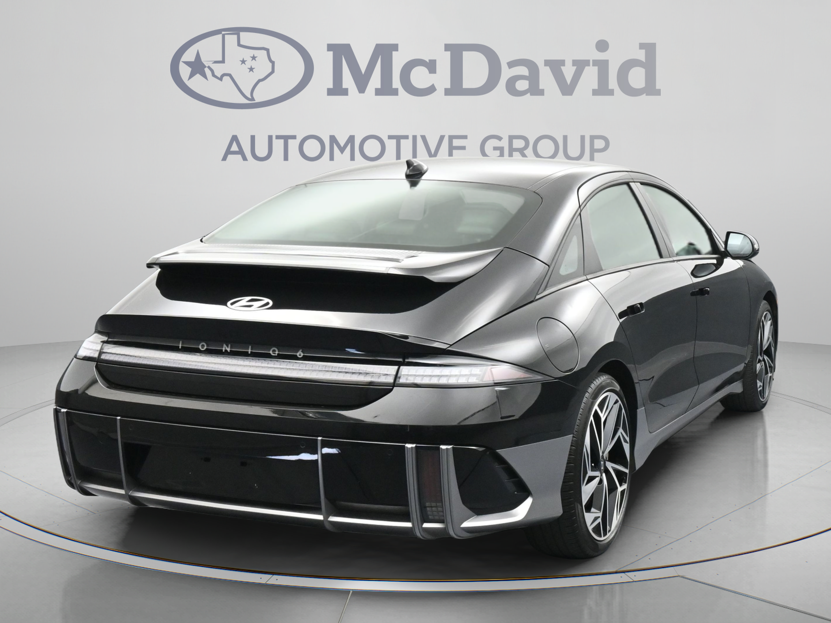 Used 2024 Hyundai Ioniq 6 SEL AWD/4WD image 8