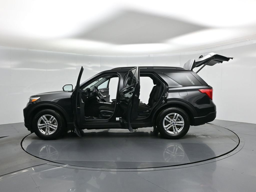 Certified 2022 Ford Explorer XLT image 37