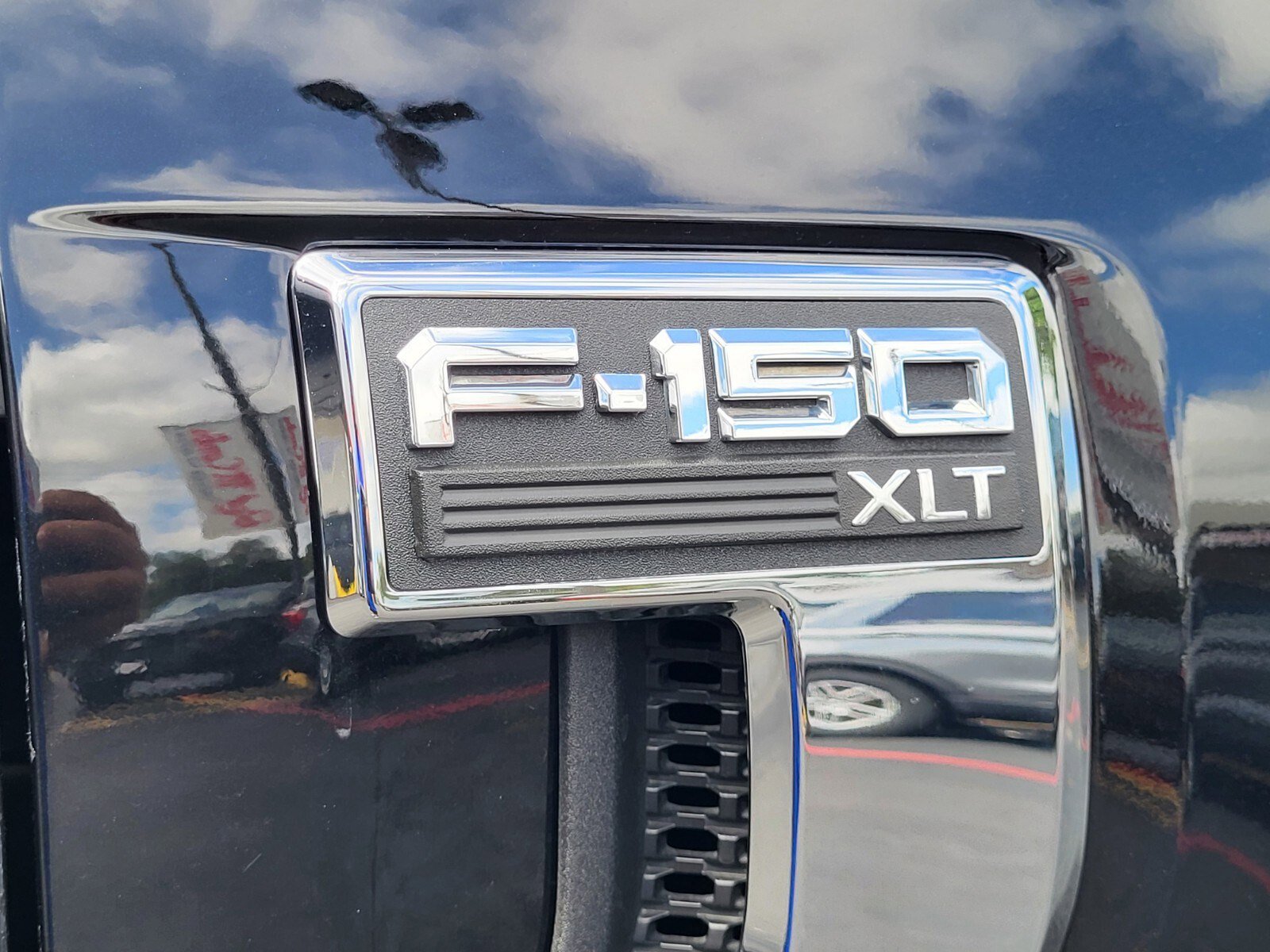 Certified 2023 Ford F150 XLT w/ Equipment Group 302A High RWD image 12