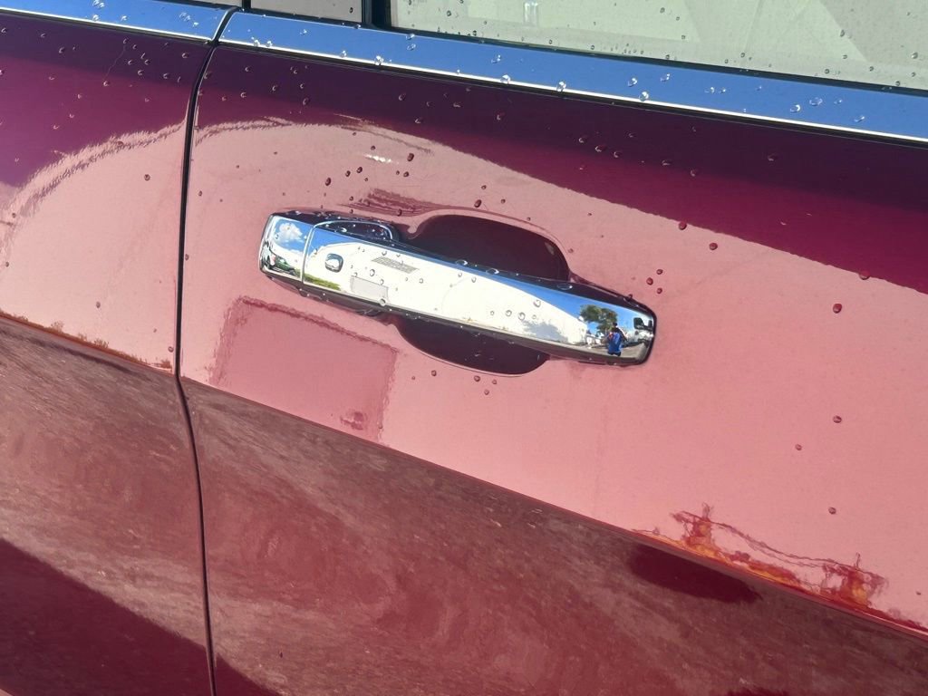 Used 2017 Jeep Grand Cherokee Limited image 20