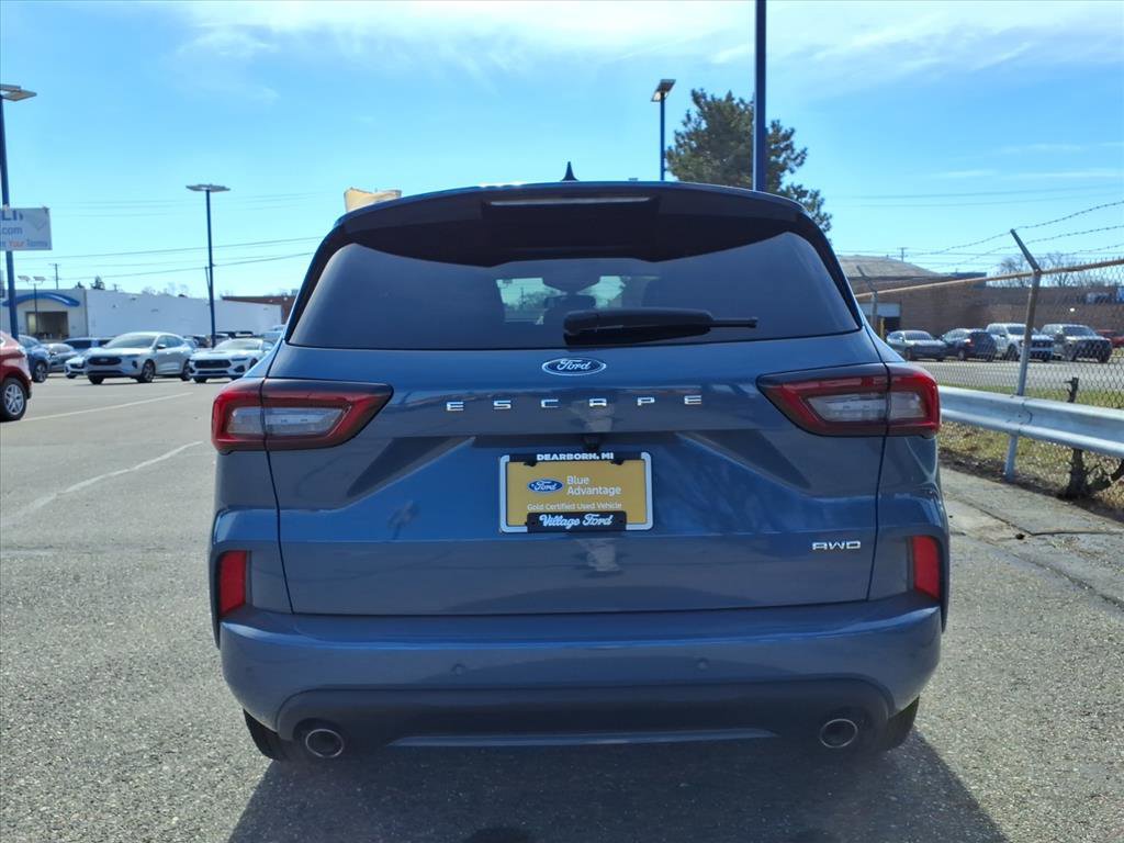 Certified 2024 Ford Escape ST-Line w/ Tech Pack #1 image 7