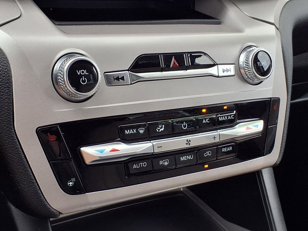 Certified 2023 Ford Explorer XLT w/ Equipment Group 202A image 15