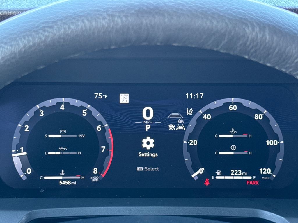 Used 2024 Toyota Tacoma Limited w/ Limited Package (LT) image 20