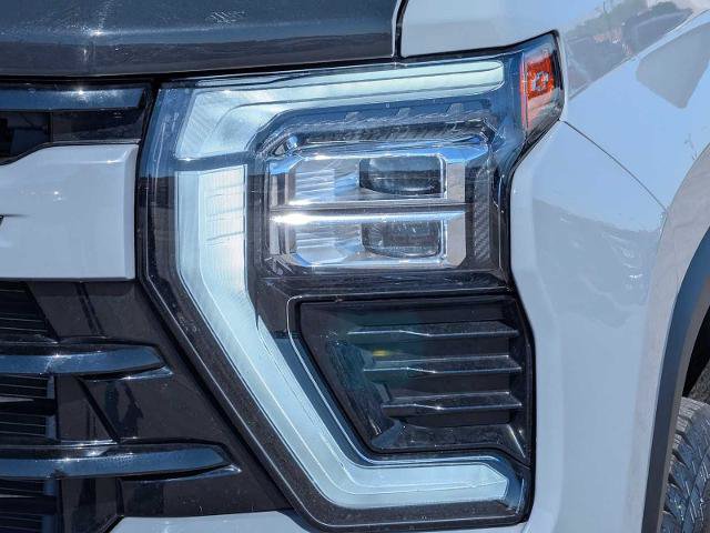 Used 2024 Chevrolet Silverado 2500 LTZ w/ LTZ Plus Package AWD/4WD image 10