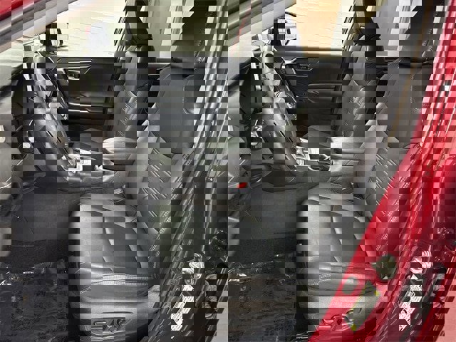 Used 2023 Toyota RAV4 XLE Premium image 3