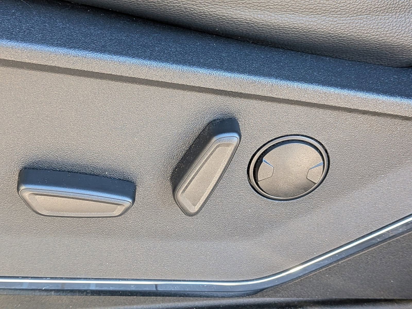 Certified 2024 Ford F450 Lariat w/ Lariat Ultimate Package image 21