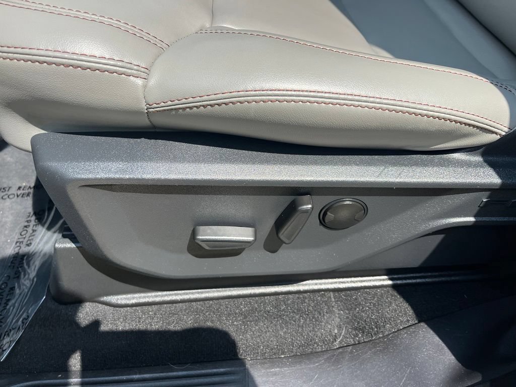 Certified 2025 Ford Expedition Max Active AWD/4WD image 40