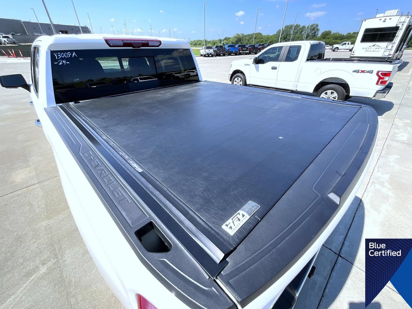 Used 2024 Chevrolet Silverado 1500 LTZ AWD/4WD image 24