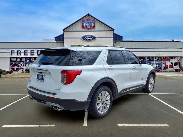 Certified 2023 Ford Explorer King Ranch w/ Technology Package AWD/4WD image 7