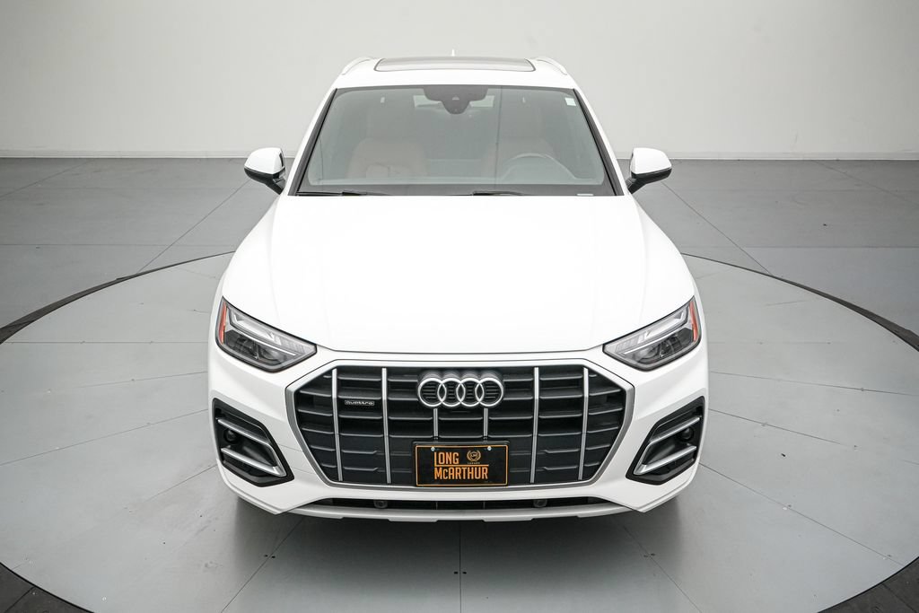Used 2023 Audi Q5 2.0T Premium w/ Convenience Package AWD/4WD image 9