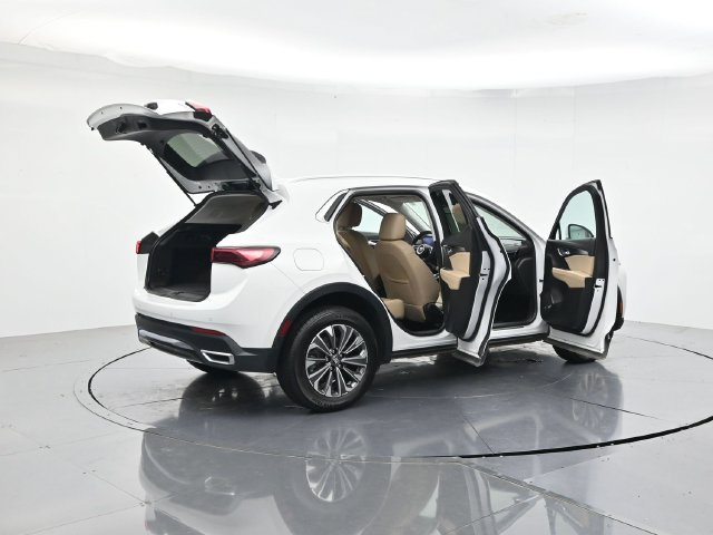 Used 2024 Buick Envision Preferred AWD/4WD image 46