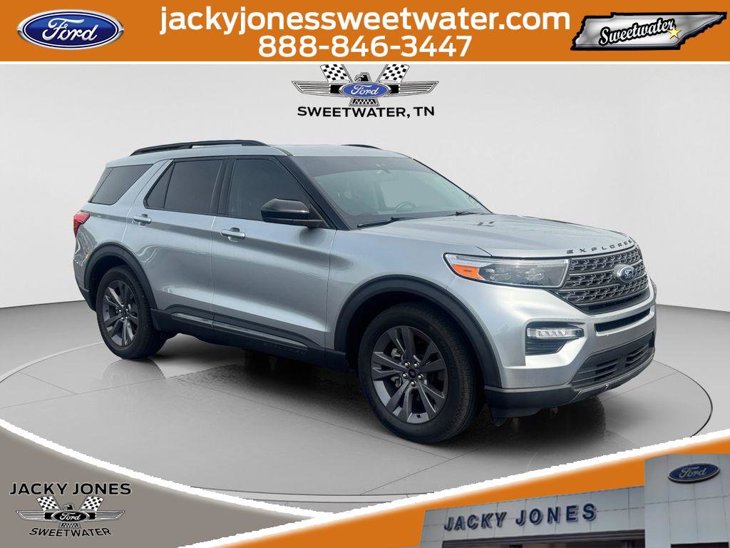 Certified 2023 Ford Explorer XLT w/ Equipment Group 202A RWD image 7