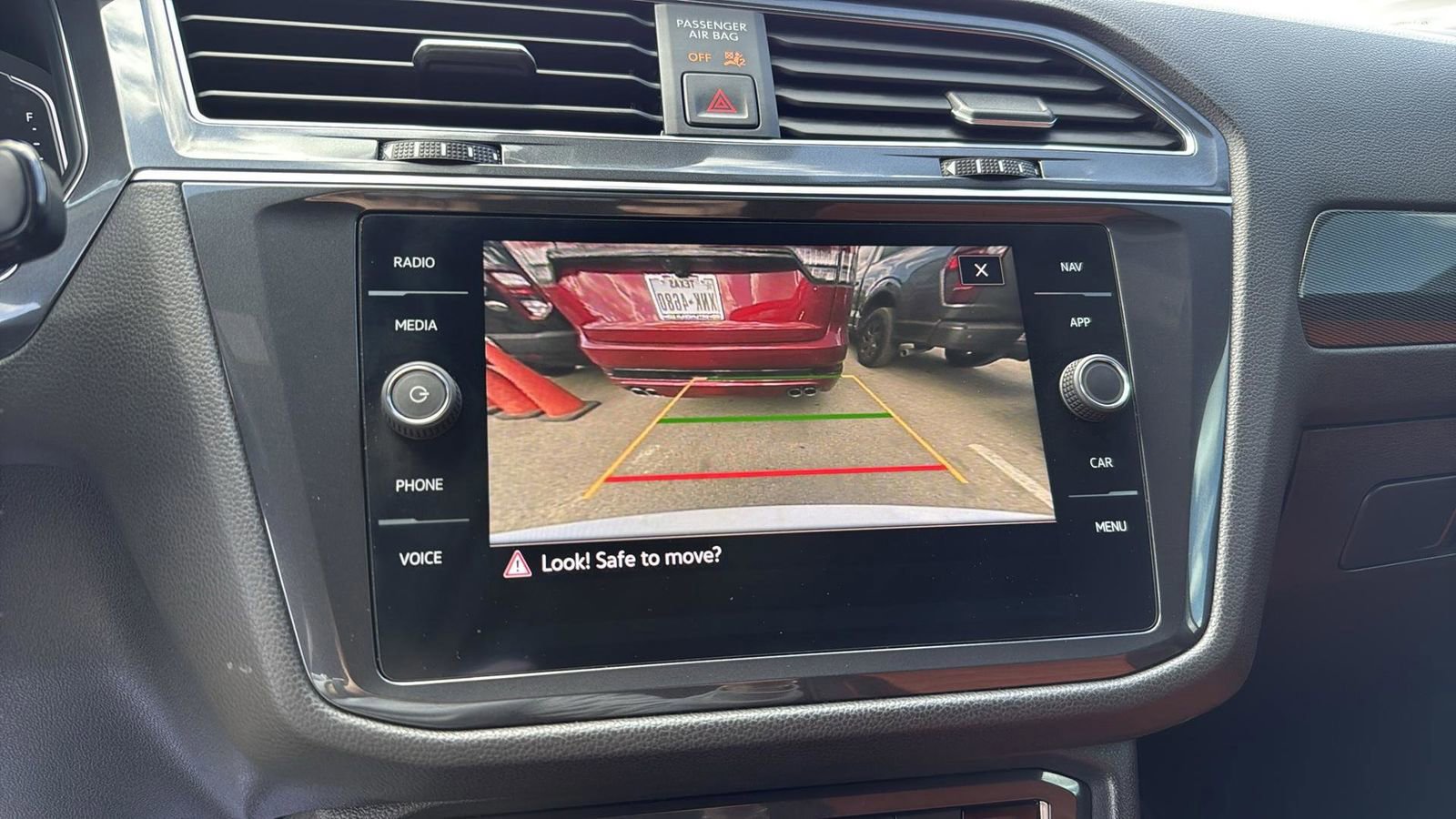 Used 2021 Volkswagen Tiguan SEL Premium R-Line image 19