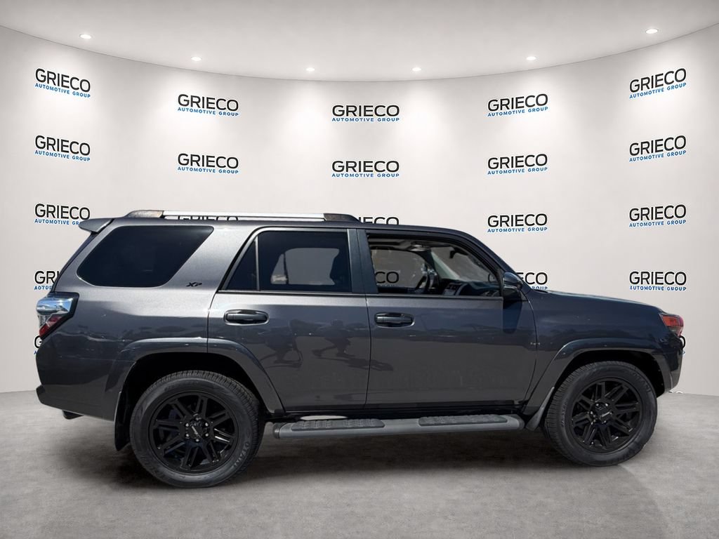 Used 2021 Toyota 4Runner SR5 Premium w/ Moonroof Package RWD image 8