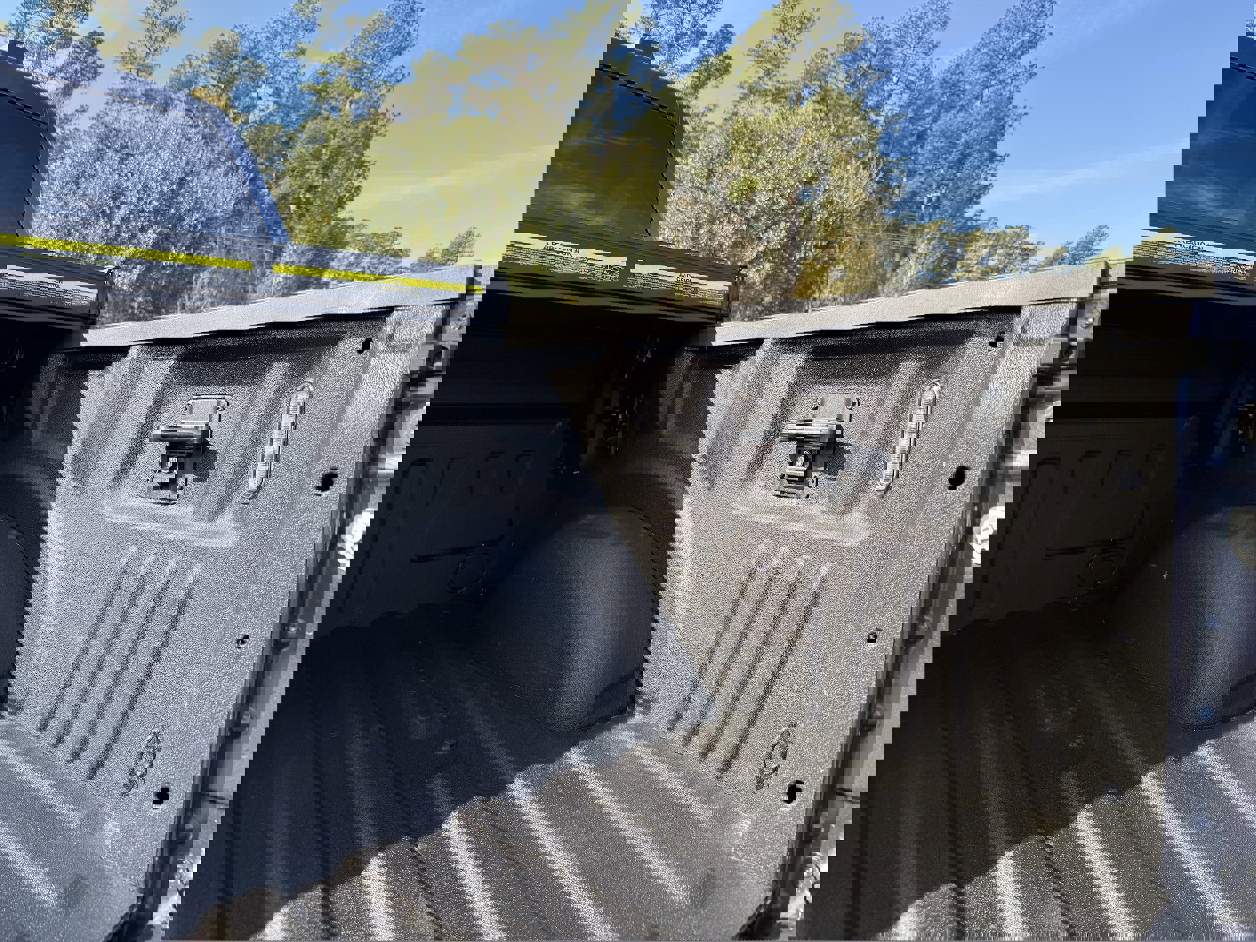 Certified 2022 Ford F150 Lariat w/ Equipment Group 502A High image 14