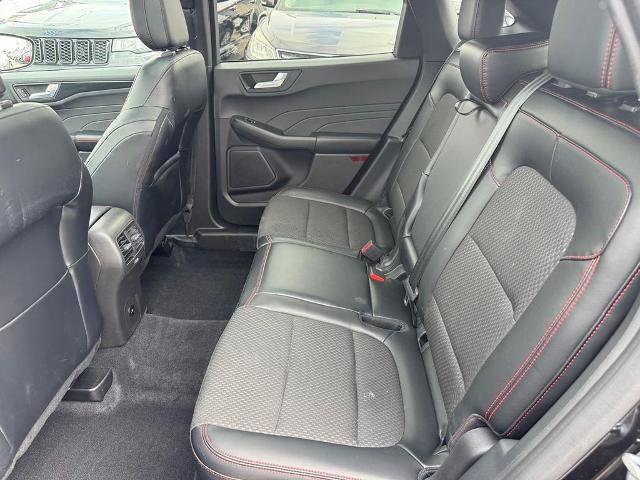 Certified 2023 Ford Escape ST-Line w/ Tech Pack #1 AWD/4WD image 10